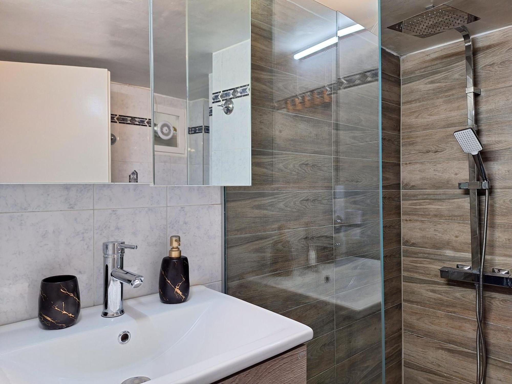 Cozy Apartment In The City Center Szaloniki Kültér fotó